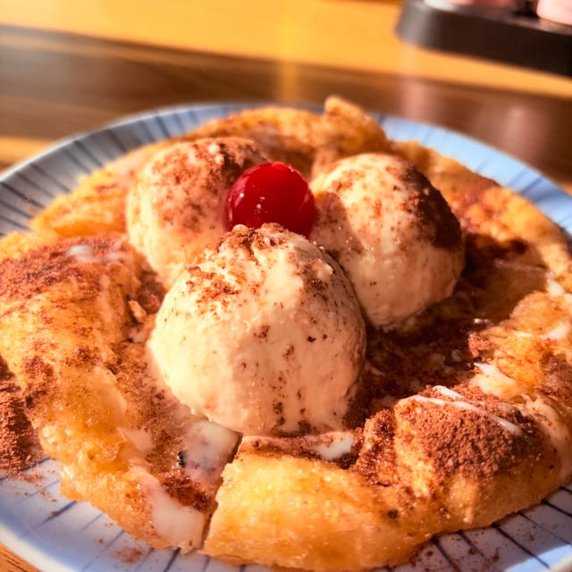 Roti-IceCream.